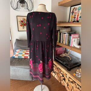 Free Flowing Vintage Loose Pleated Puff Sleeve Black and Pink Floral Dress
